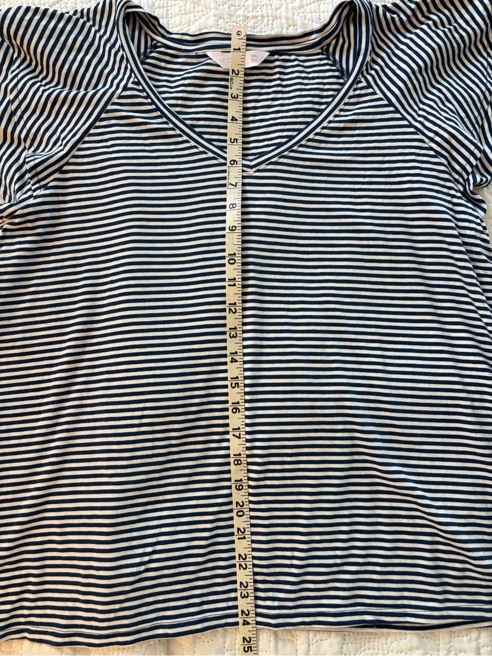 LC Lauren Conrad Navy & White Striped V-Neck Flutter Sleeve Tee XXL - Picture 7 of 7